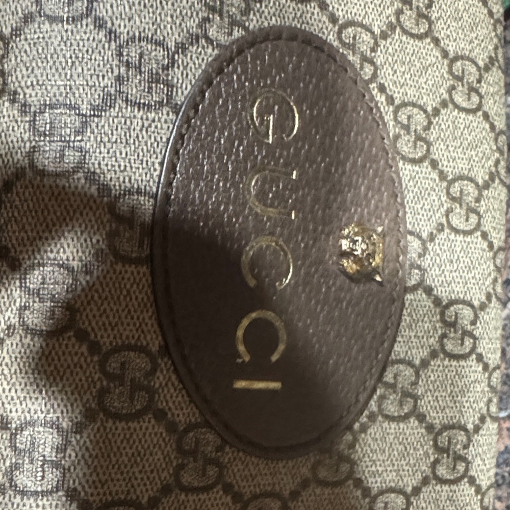 Gucci Crossbody Camera Bag - Picture 2 of 5